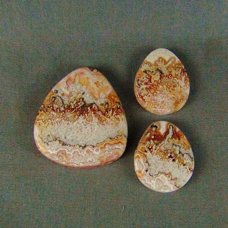 top quality crazy lace agate cabochon,38x23mm,51cts....r2956