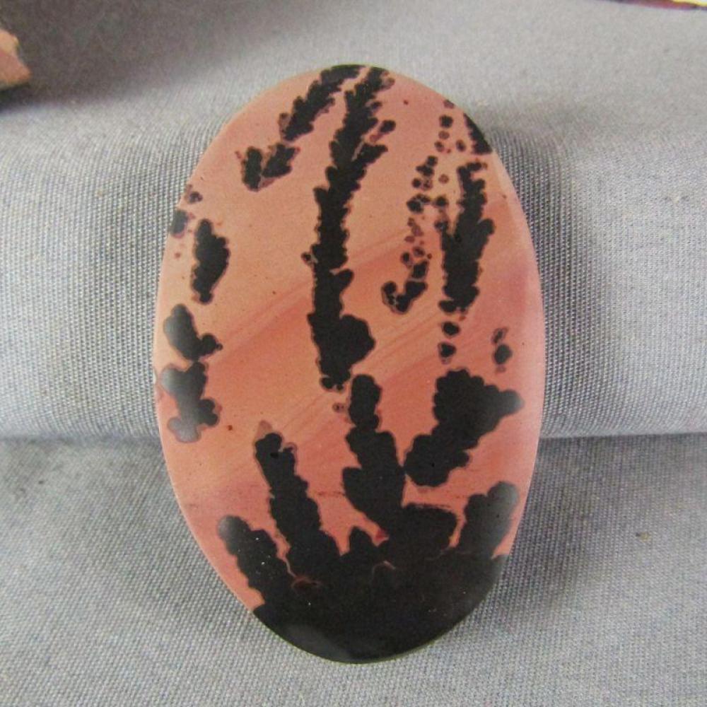 Indian Paint Cabochon